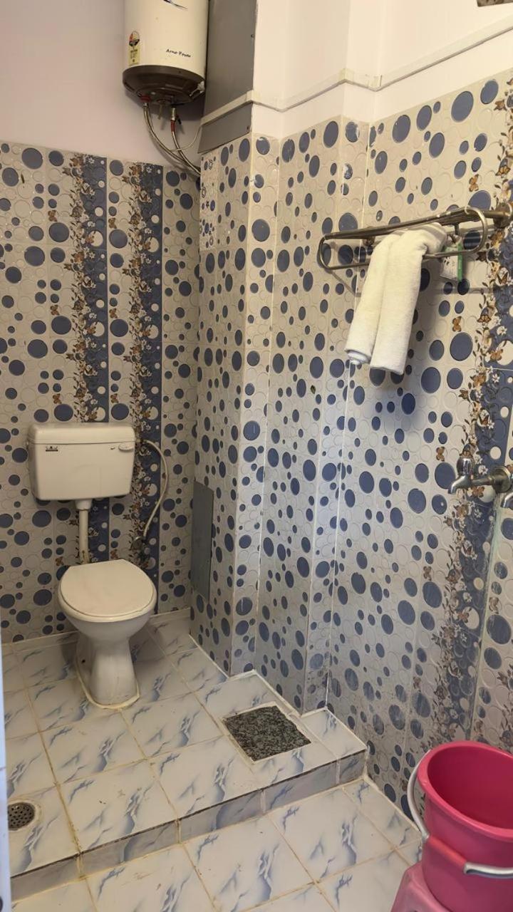 Hotel Aparajita Waranasi Zewnętrze zdjęcie
