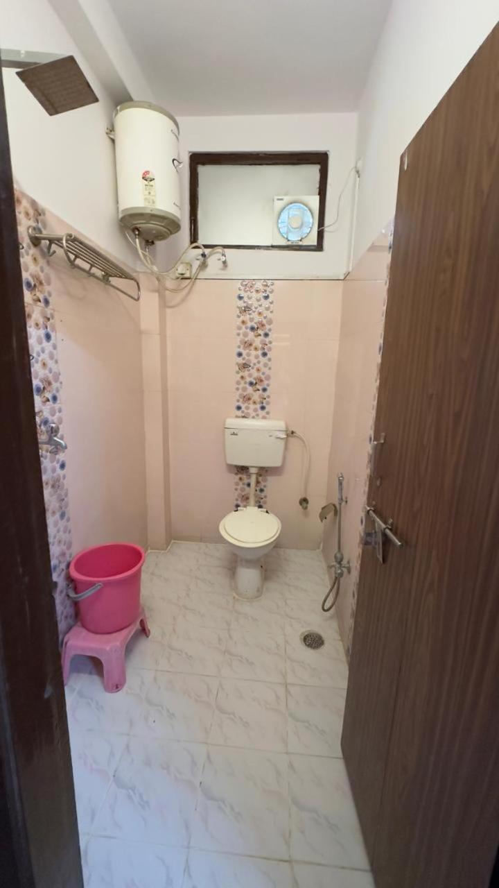 Hotel Aparajita Waranasi Zewnętrze zdjęcie